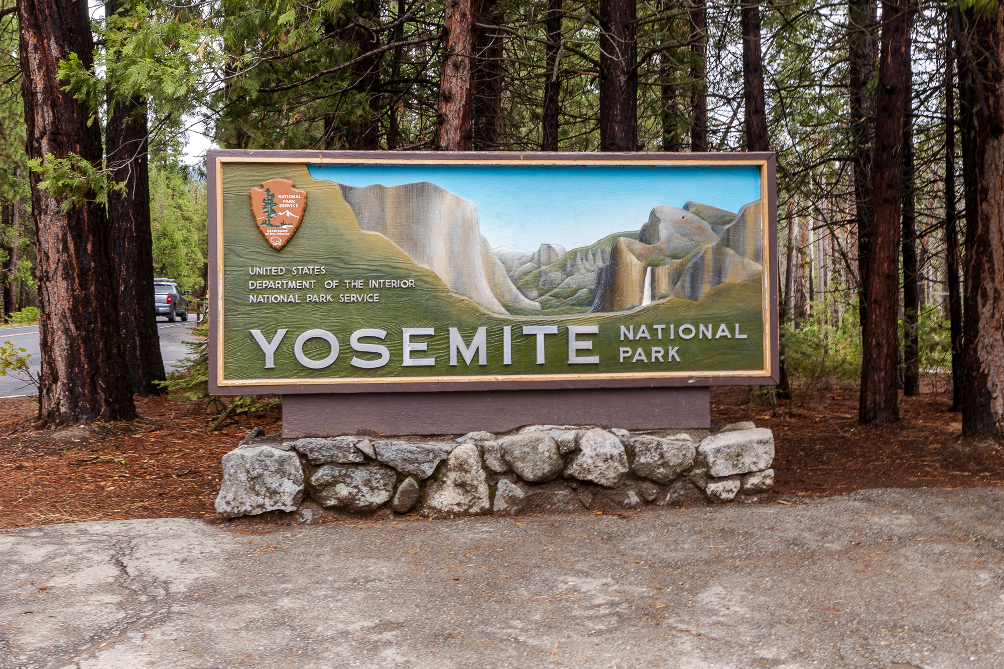 Yosemite Sign